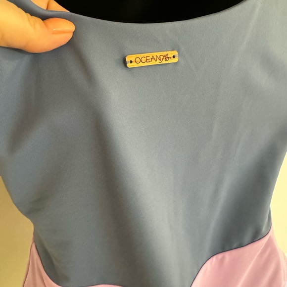 Ocean Flo surf color block one piece swimsuit size XL (runs small) NWT - Picture 5 of 6